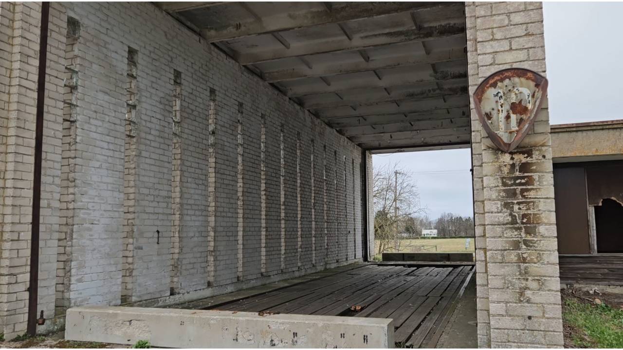 vscale-outside.jpg